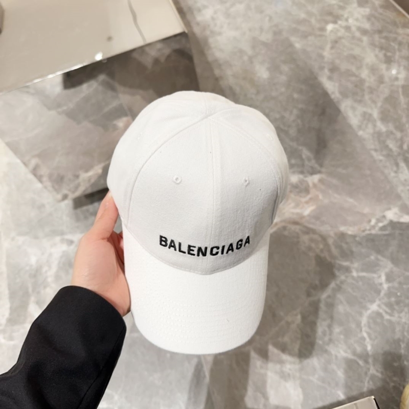 BALENCIAGA